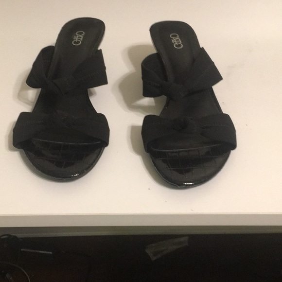 Short and sweet black heels - Picture 6 of 6